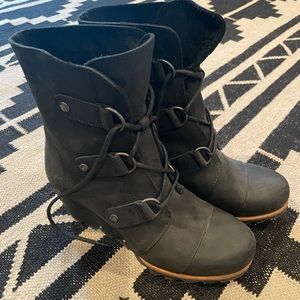 Sorel JOAN OF ARCTIC™ WEDGE MID, black, size 8